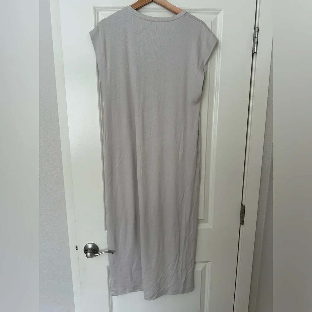 Zara Ribbed Dress - Picture 2 of 4